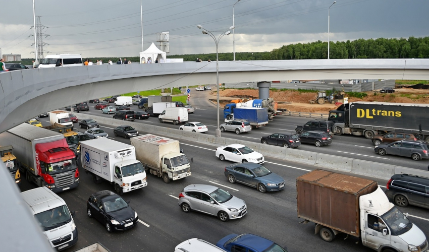 С 1 июля для проезда по Москве грузовикам свыше 3,5 тонн необходимо оформить пропуск